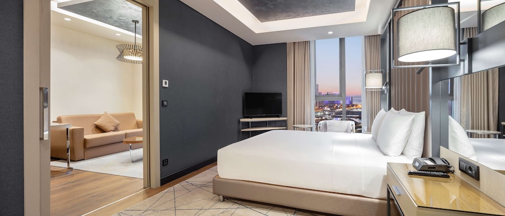 Hilton Istanbul Bakirkoy — Hotel rooms in Istanbul, Istanbul