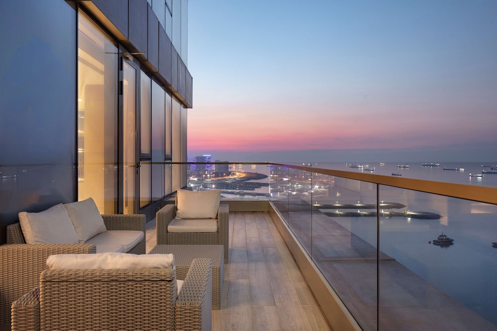 Hilton Istanbul Bakirkoy — Hotel building in Istanbul, Istanbul