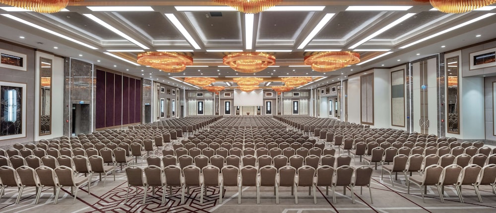 Hilton Istanbul Bakirkoy — Hotel building in Istanbul, Istanbul