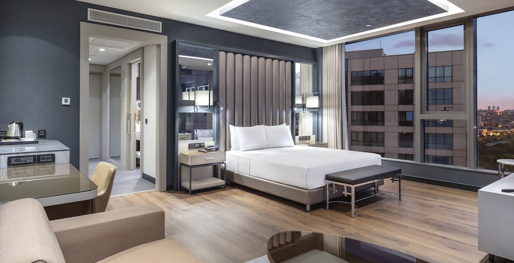 Hilton Istanbul Bakirkoy — Hotel rooms in Istanbul, Istanbul