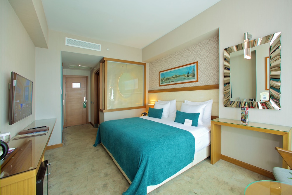 Momento Golden Horn Hotel — Hotel rooms in Istanbul, Istanbul