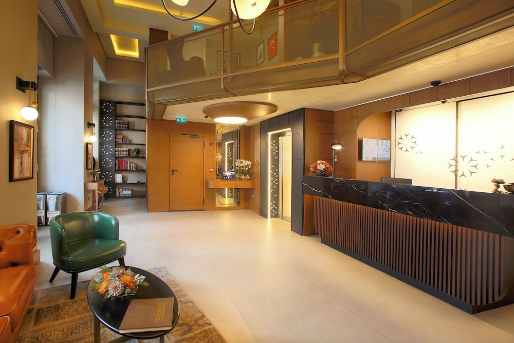 Momento Golden Horn Hotel — Hotel building in Istanbul, Istanbul