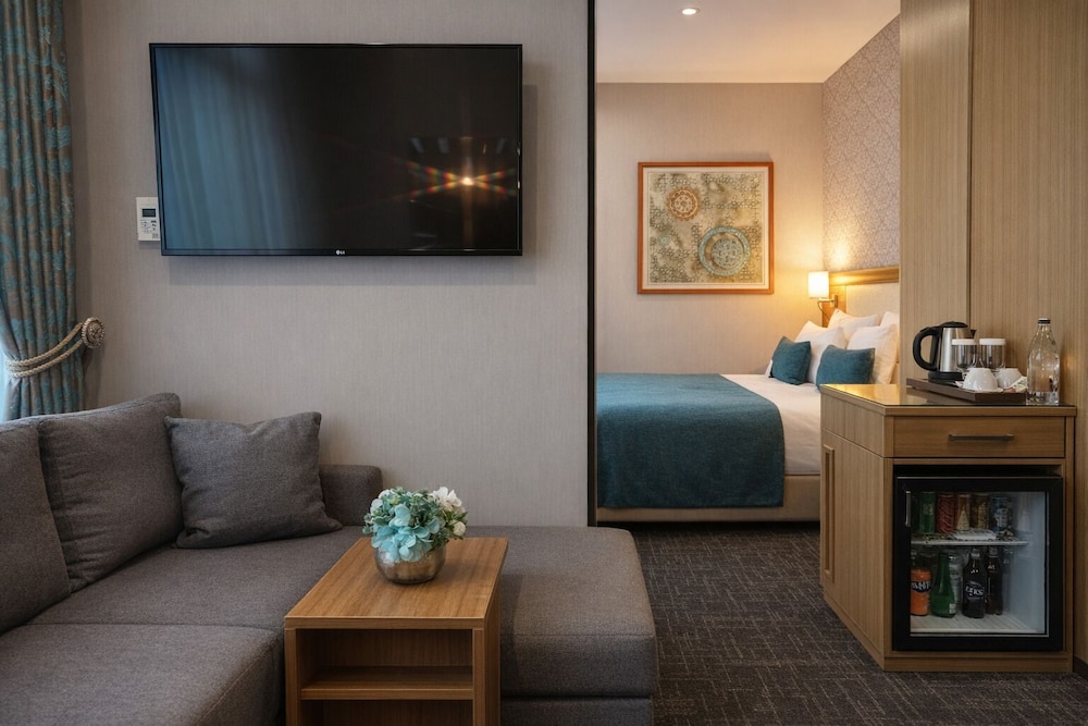 Momento Golden Horn Hotel — Hotel rooms in Istanbul, Istanbul