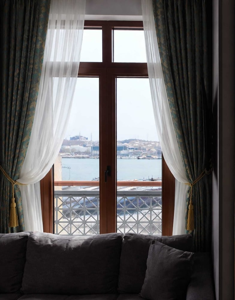 Momento Golden Horn Hotel — Hotel rooms in Istanbul, Istanbul