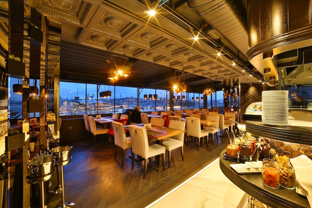 Momento Golden Horn Hotel — Restaurant & bars in Istanbul, Istanbul