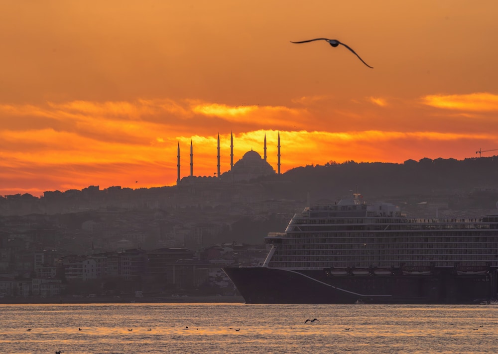 Momento Golden Horn Hotel — Attractions in the area in Istanbul, Istanbul