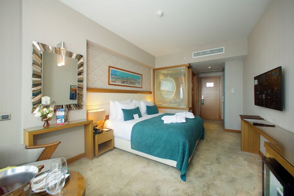 Momento Golden Horn Hotel — Hotel rooms in Istanbul, Istanbul
