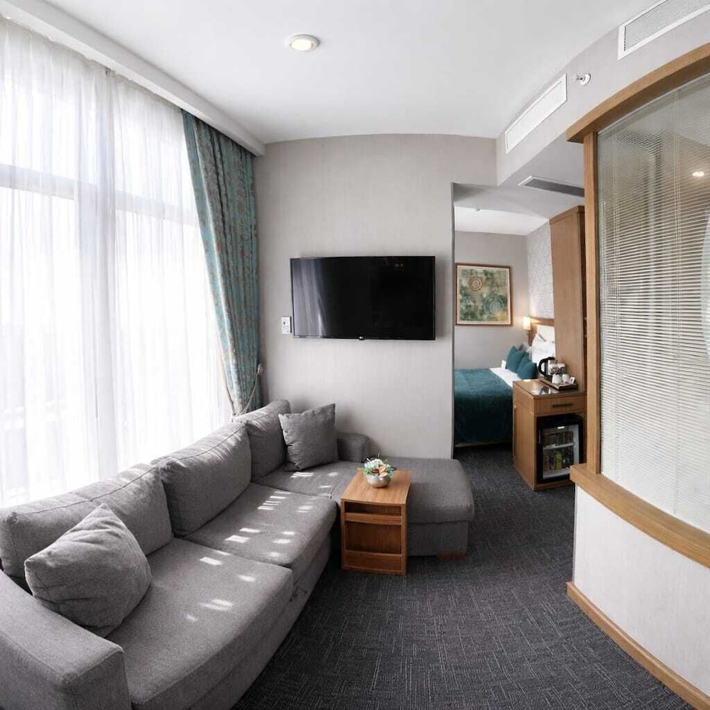 Momento Golden Horn Hotel — Hotel rooms in Istanbul, Istanbul