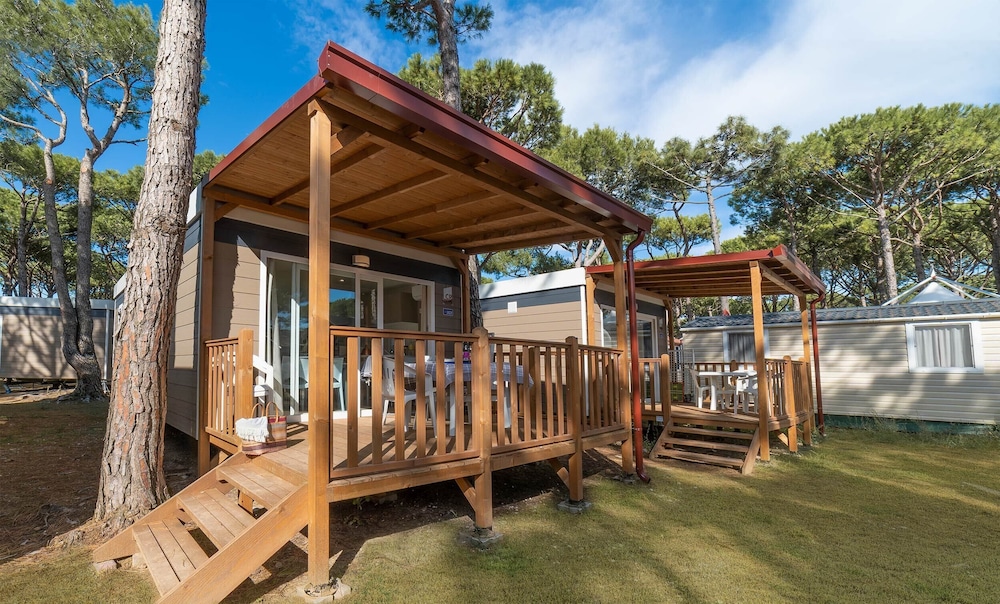 Camping Village Cavallino — Hotel building in Cavallino-Treporti, Veneto