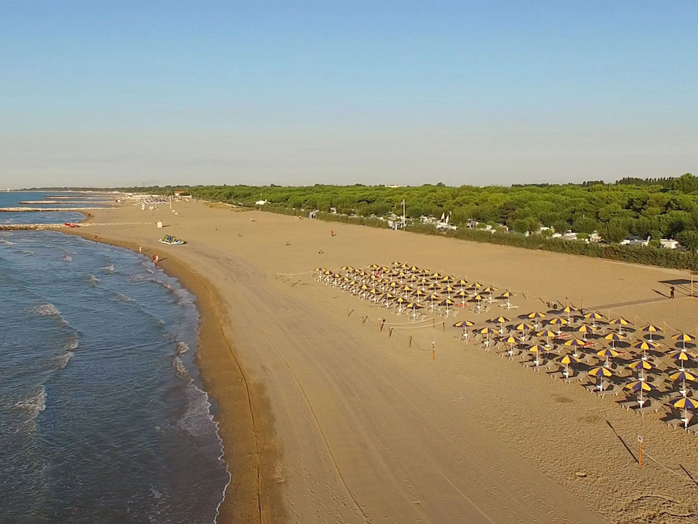 Camping Village Cavallino — Beach in Cavallino-Treporti, Veneto