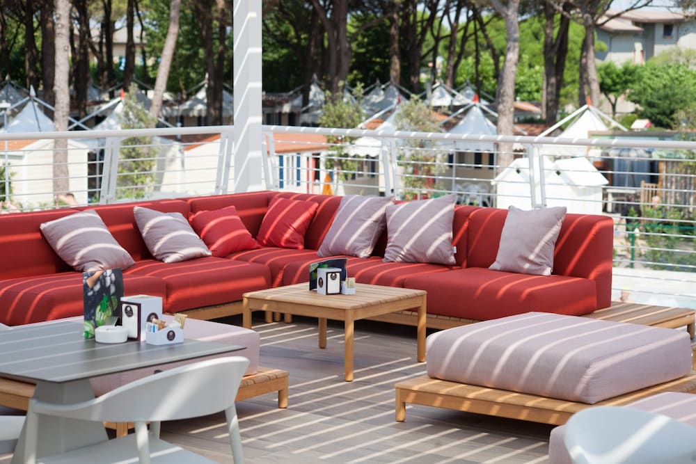 Camping Village Cavallino — Restaurant & bars in Cavallino-Treporti, Veneto