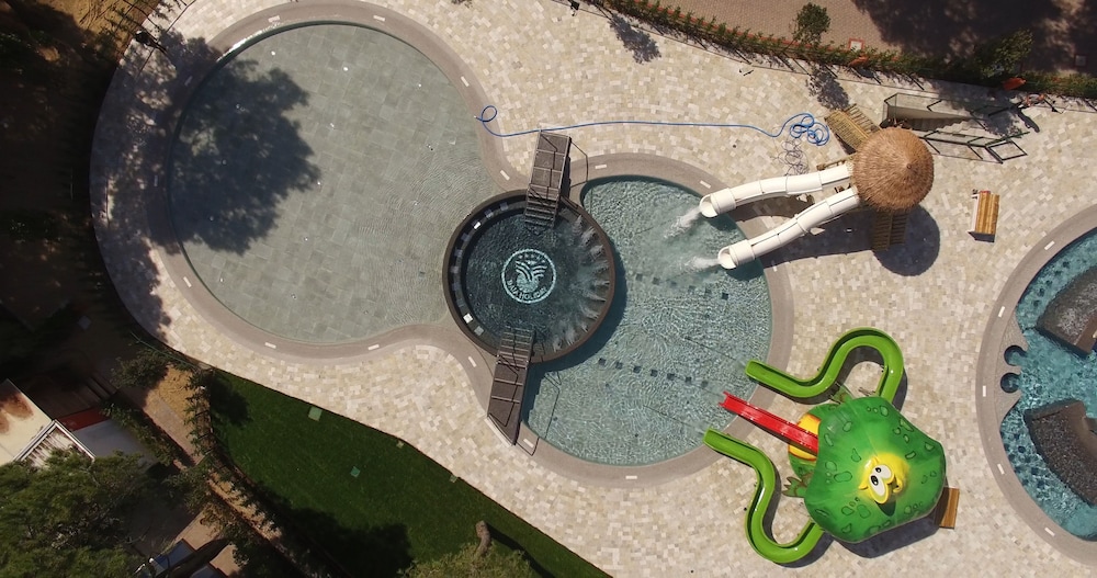 Camping Village Cavallino — Swimming pool in Cavallino-Treporti, Veneto