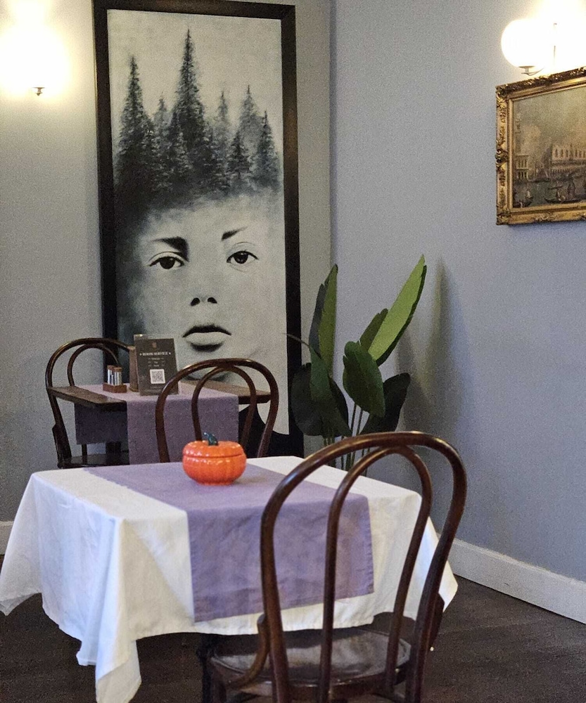 Lina Hotel Taksim Pera — Restaurant & bars in Istanbul, Istanbul