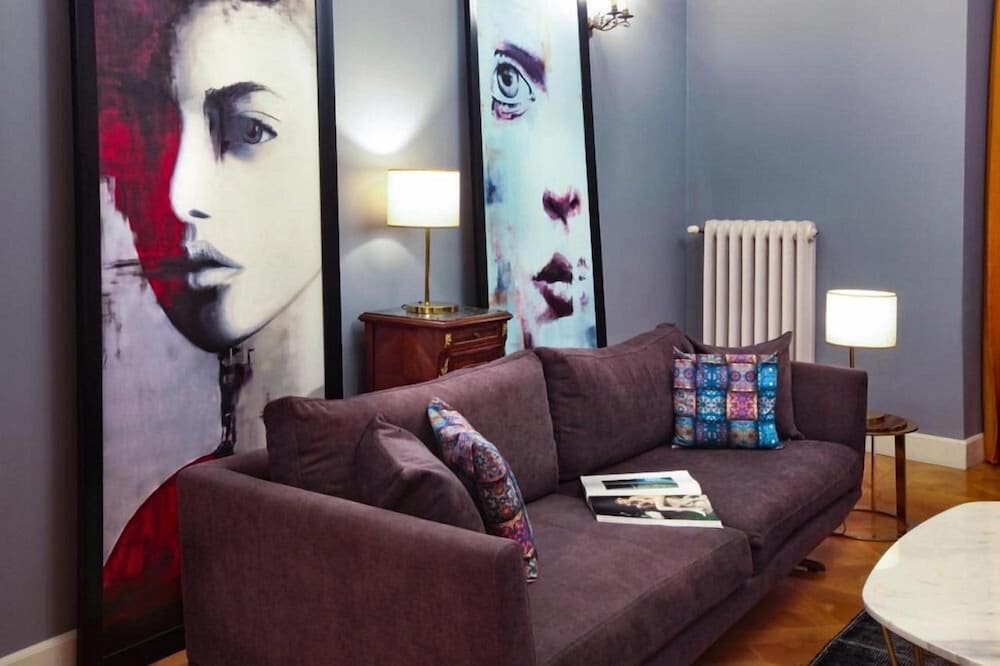 Lina Hotel Taksim Pera — Hotel rooms in Istanbul, Istanbul