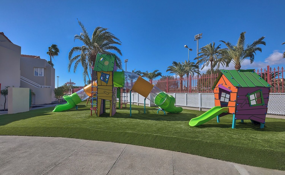 Hotel LIVVO Koala Garden — Attractions for children in Maspalomas, Canary Islands