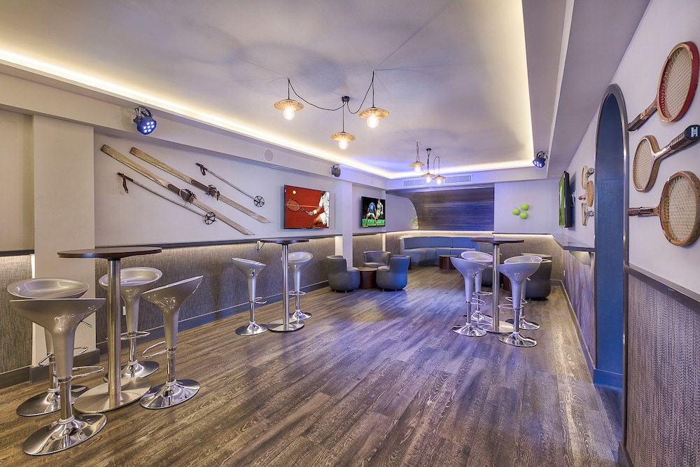 Hotel LIVVO Koala Garden — Restaurant & bars in Maspalomas, Canary Islands