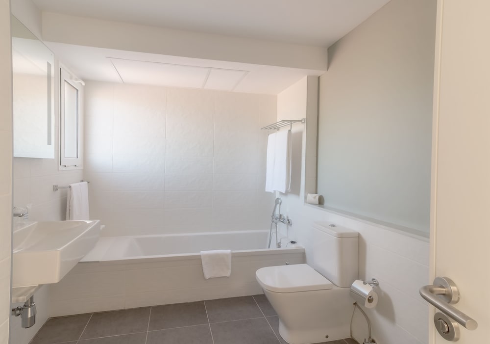 Hotel LIVVO Koala Garden — Hotel rooms in Maspalomas, Canary Islands