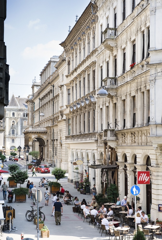 Opera Garden Hotel & Apartments - zdjęcie 3