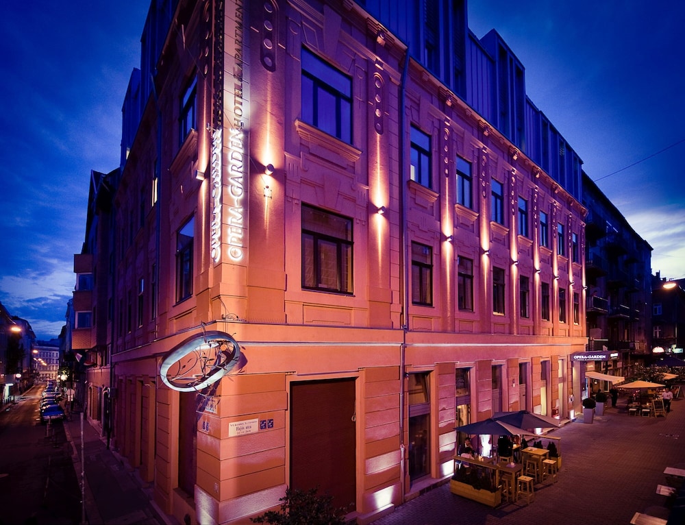 Opera Garden Hotel & Apartments - zdjęcie 2