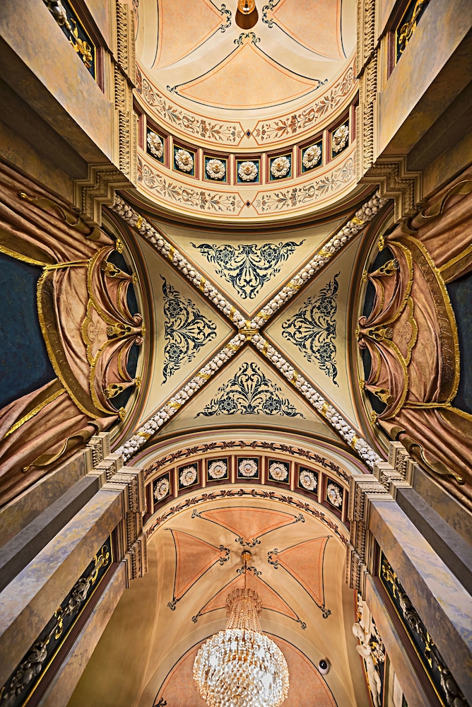 Deminka Palace — Hotel building in Prague, Prague