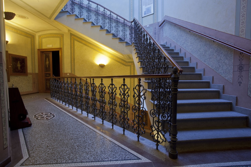 Deminka Palace — Hotel building in Prague, Prague