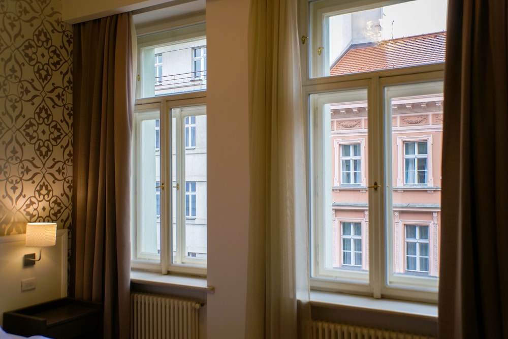 Deminka Palace — Hotel rooms in Prague, Prague