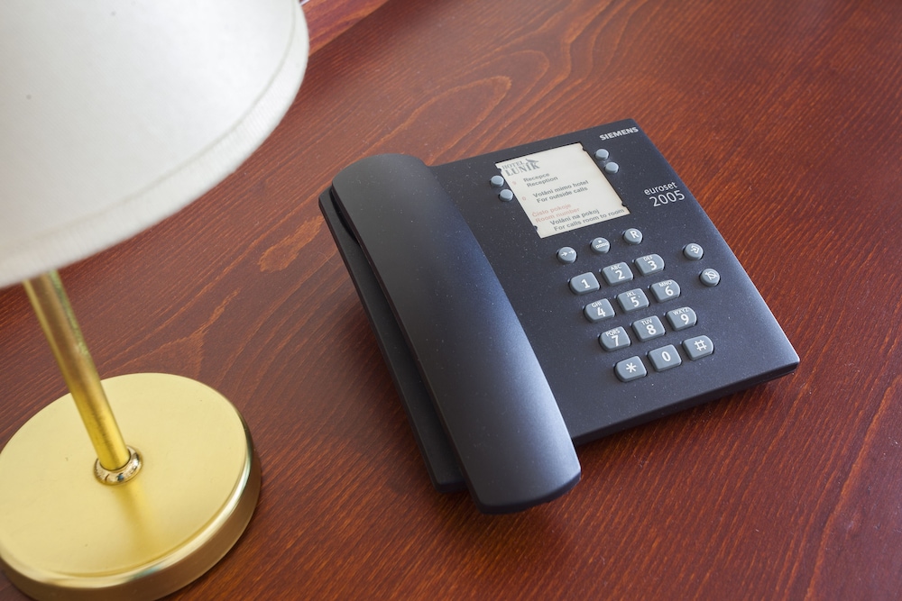 Hotel Lunik — Hotel rooms in Prague, Prague