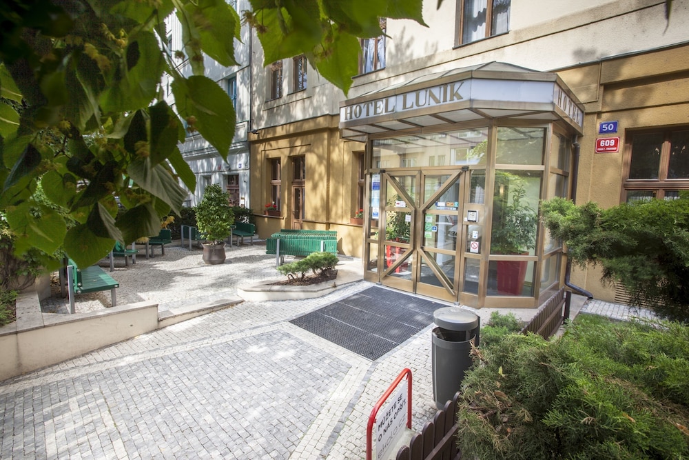 Hotel Lunik — Main photo in Prague, Prague