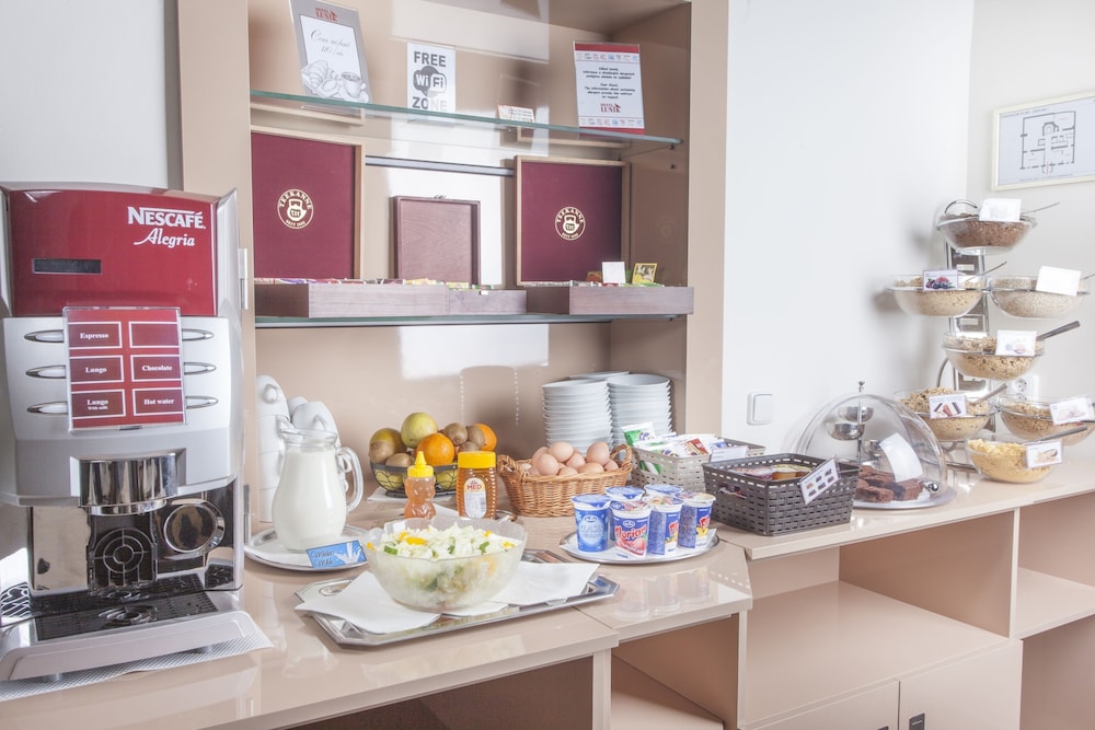 Hotel Lunik — Restaurant & bars in Prague, Prague