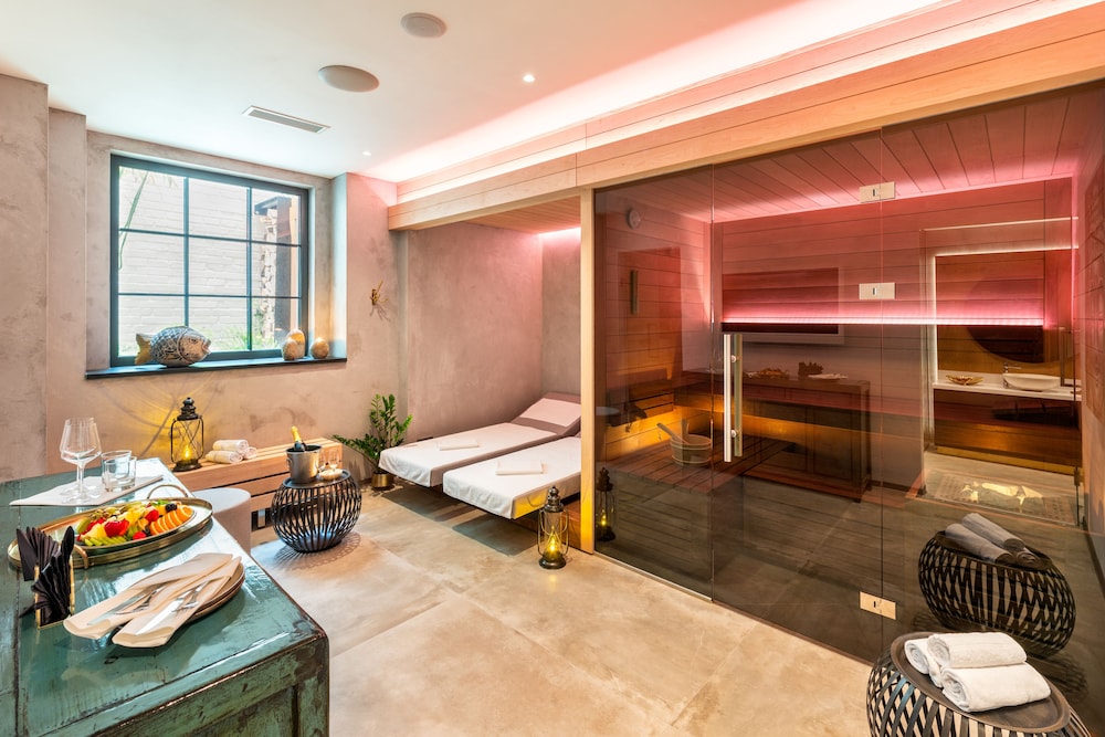 Mosaic House Design Hotel — Hotel rooms in Prague, Prague