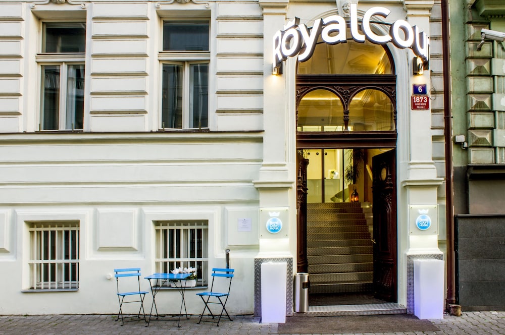 Royal Court Hotel — Hotel building in Prague, Prague