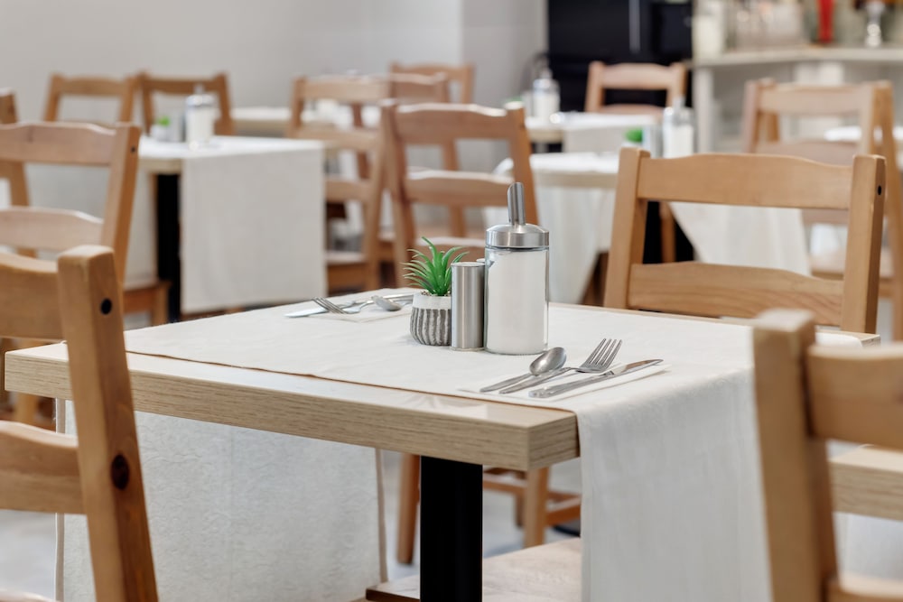 Royal Court Hotel — Restaurant & bars in Prague, Prague