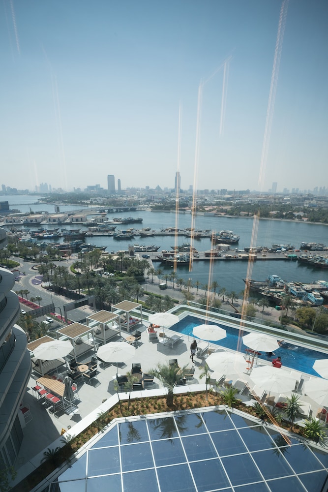 Al Bandar Rotana – Dubai Creek — Swimming pool in Dubai