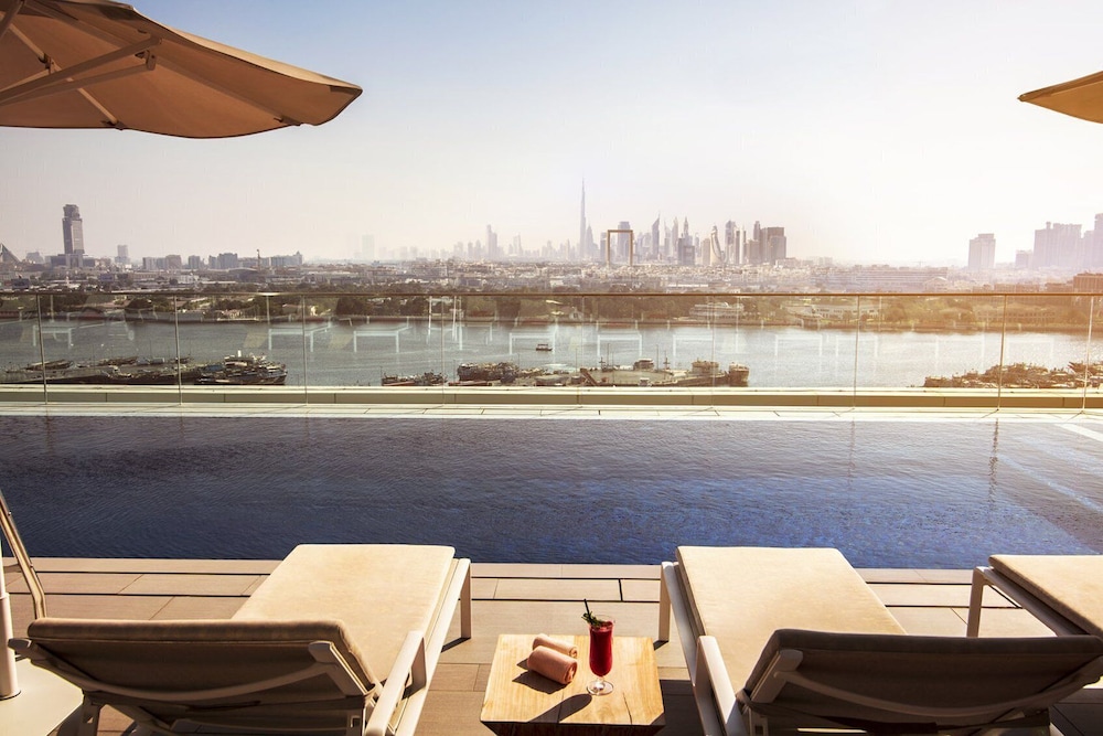 Al Bandar Rotana – Dubai Creek — Swimming pool in Dubai