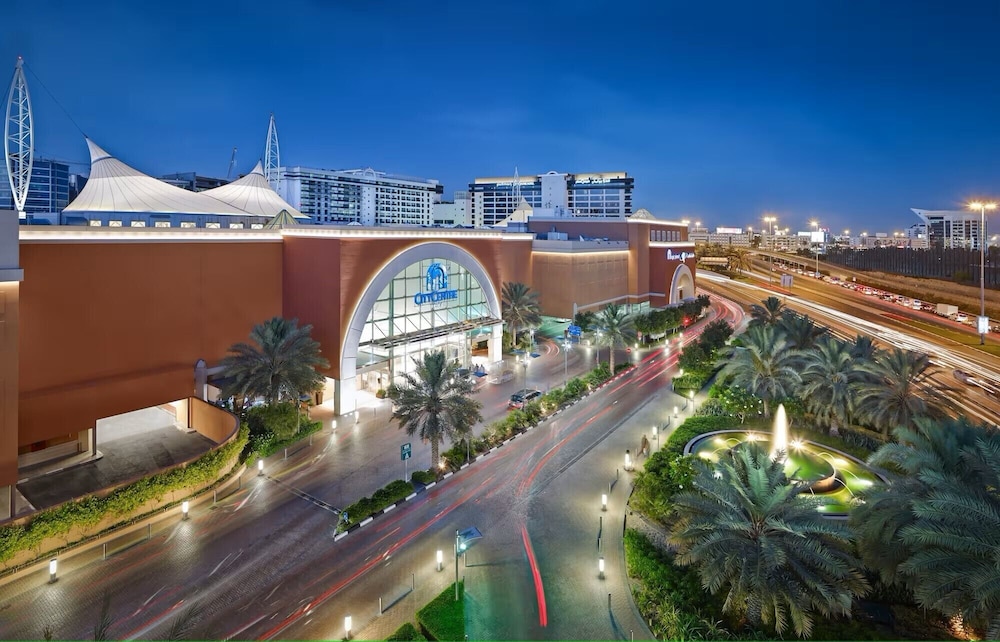 Al Bandar Rotana – Dubai Creek — Hotel building in Dubai