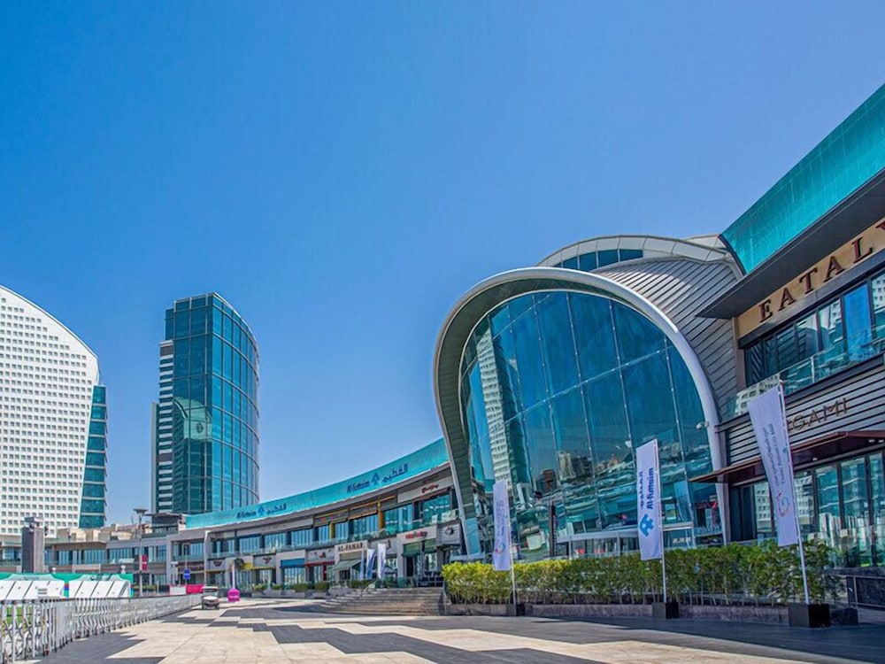 Al Bandar Rotana – Dubai Creek — Hotel building in Dubai