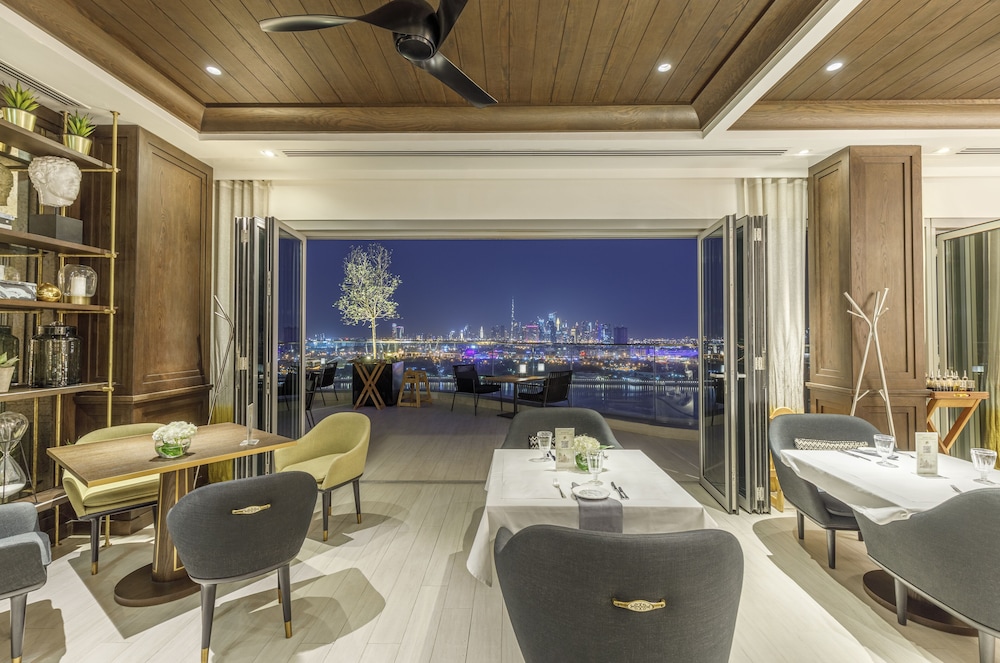 Al Bandar Arjaan by Rotana - Dubai Creek — Restaurant & bars in Dubai