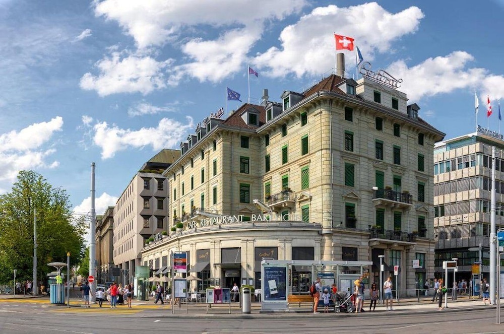 Central Plaza Hotel - zdjęcie 2