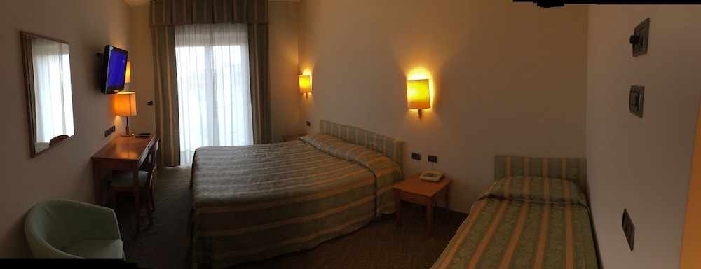 Hotel Savant - zdjęcie 5