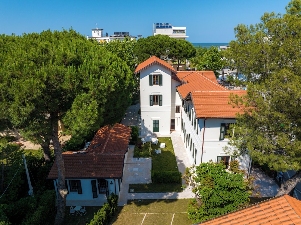 Hotel Select Suites & Spa / Apartments - zdjęcie 2