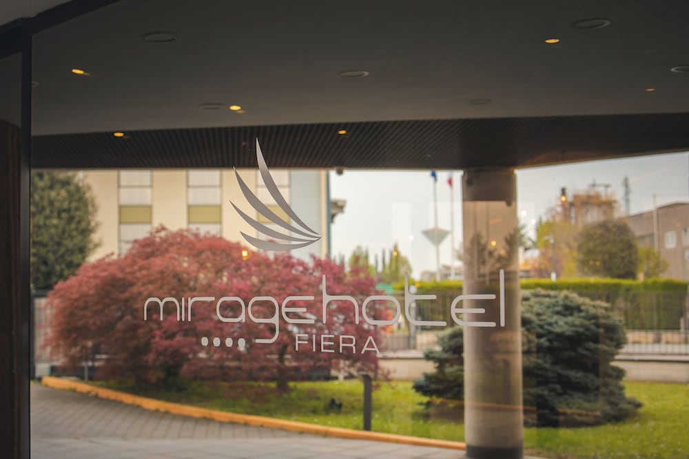 Best Western Mirage Hotel Fiera — Hotel building in Paderno Dugnano, Lombardy