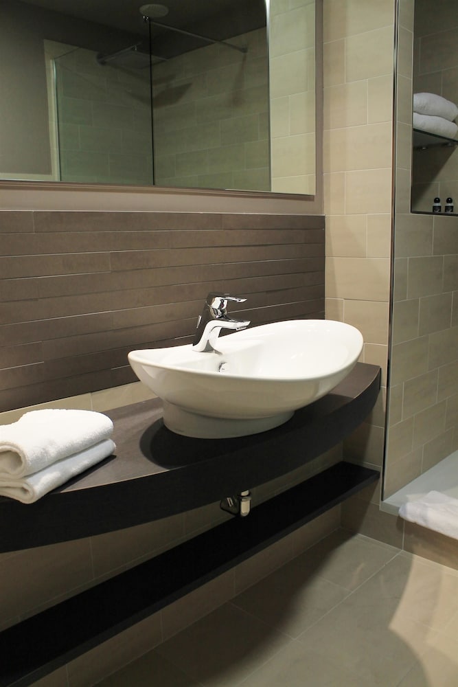Best Western Mirage Hotel Fiera — Hotel rooms in Paderno Dugnano, Lombardy