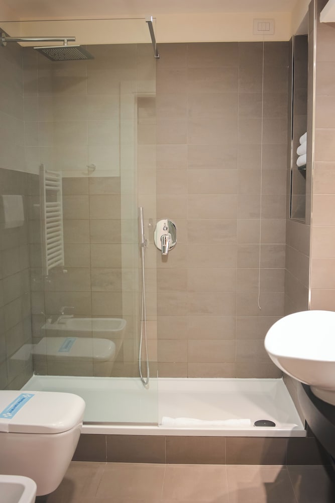 Best Western Mirage Hotel Fiera — Hotel rooms in Paderno Dugnano, Lombardy