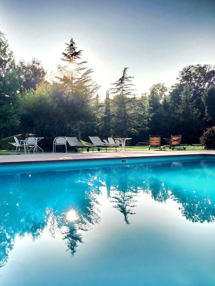 Montebelli Agriturismo & Country Hotel