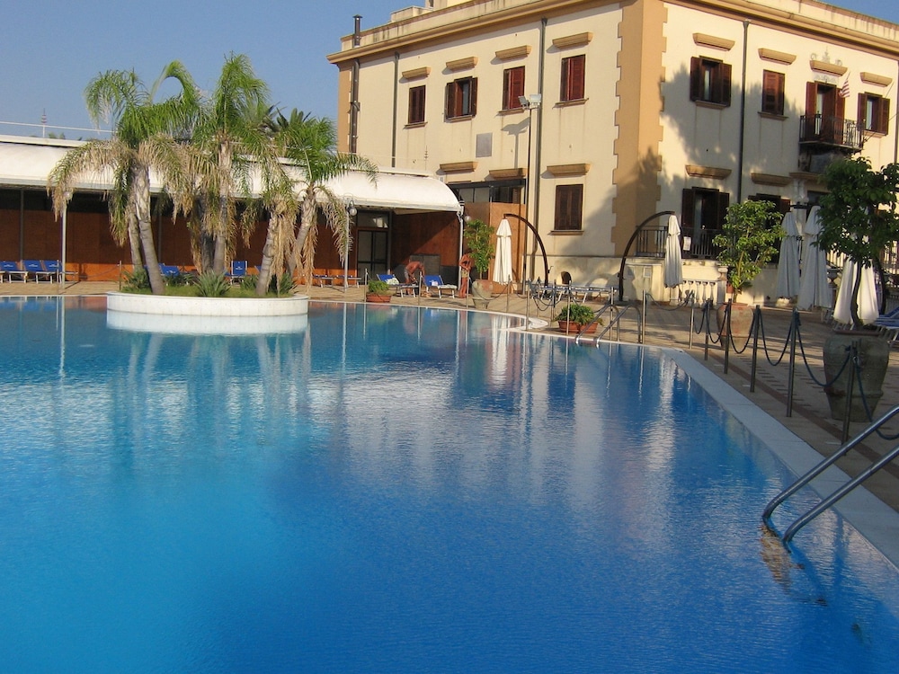 Grand Hotel Palace — Main photo in Marsala, Sicily