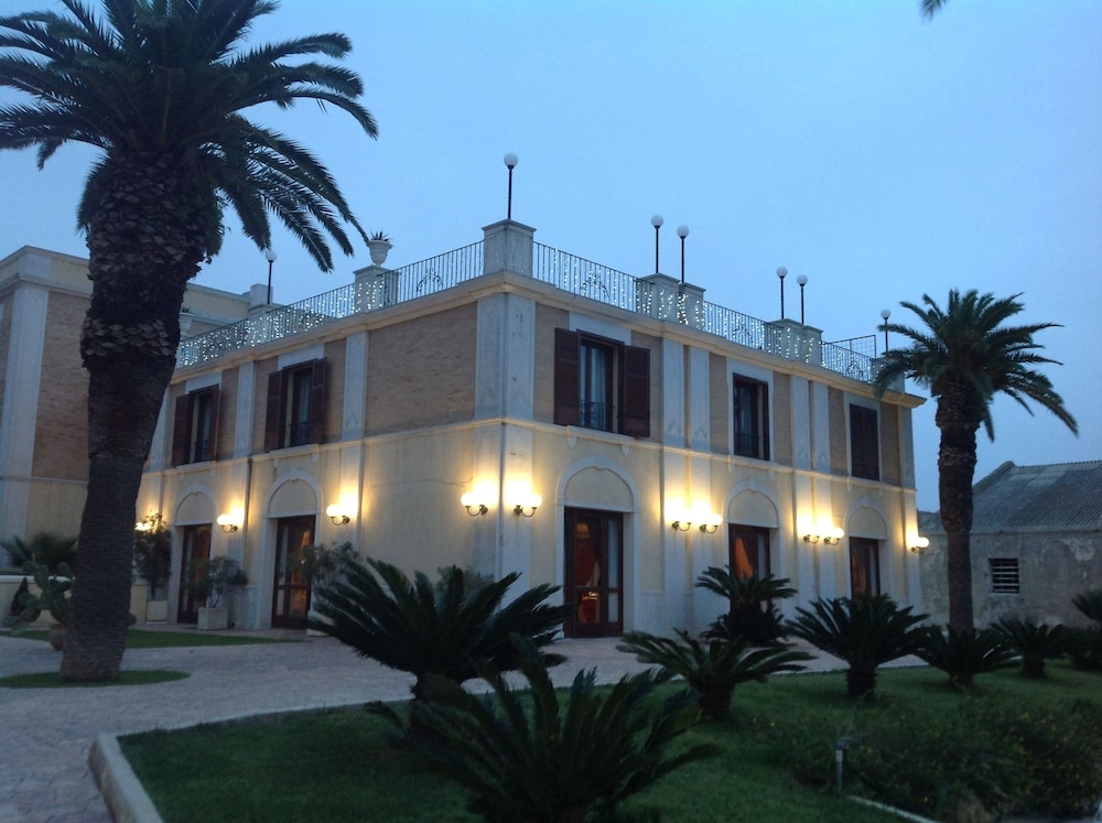 Grand Hotel Palace — Hotel building in Marsala, Sicily