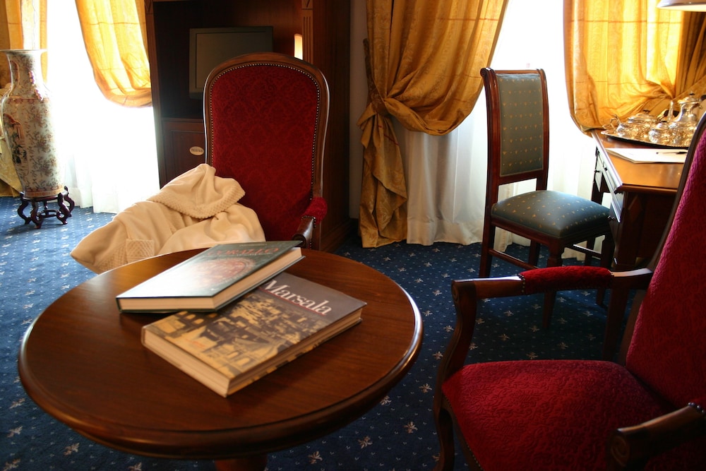 Grand Hotel Palace — Hotel rooms in Marsala, Sicily