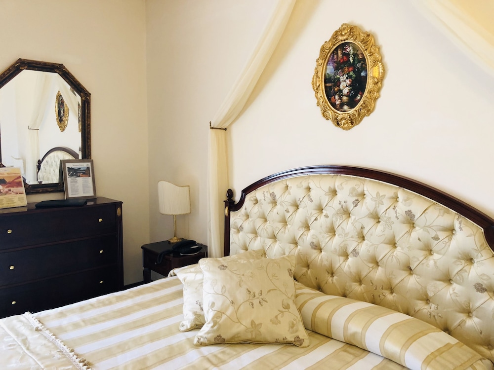 Grand Hotel Palace — Hotel rooms in Marsala, Sicily