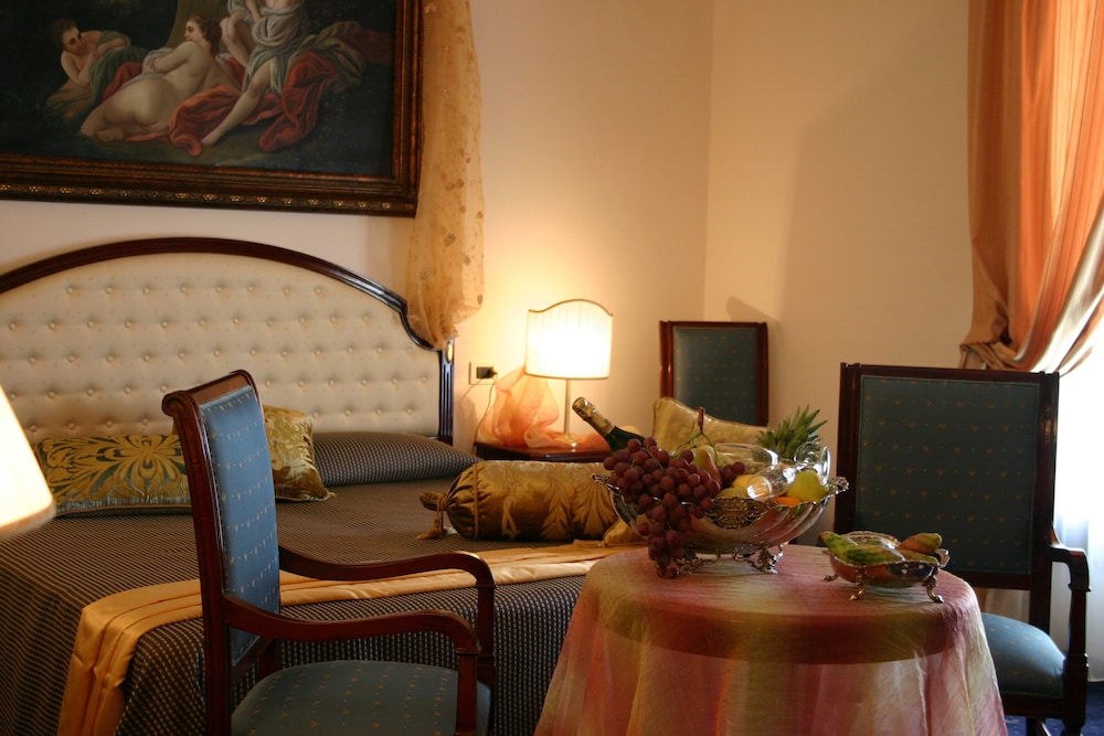 Grand Hotel Palace — Hotel rooms in Marsala, Sicily