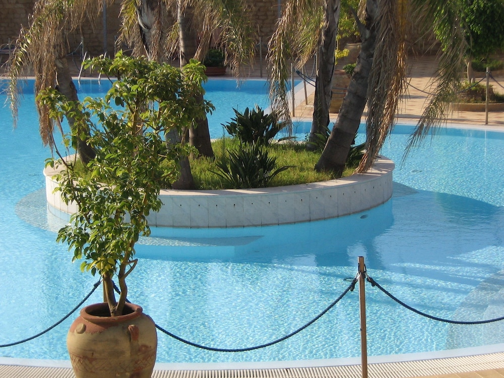 Grand Hotel Palace — Swimming pool in Marsala, Sicily